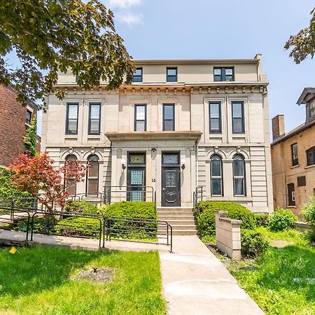 Modern Studio Apartment- Heart Of James South Hamilton Exterior photo